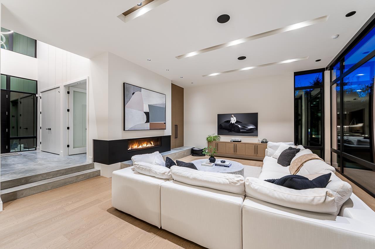 12551 22 AVENUE, Surrey