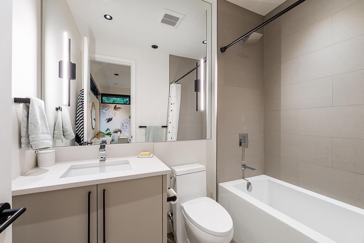 12551 22 AVENUE, Surrey