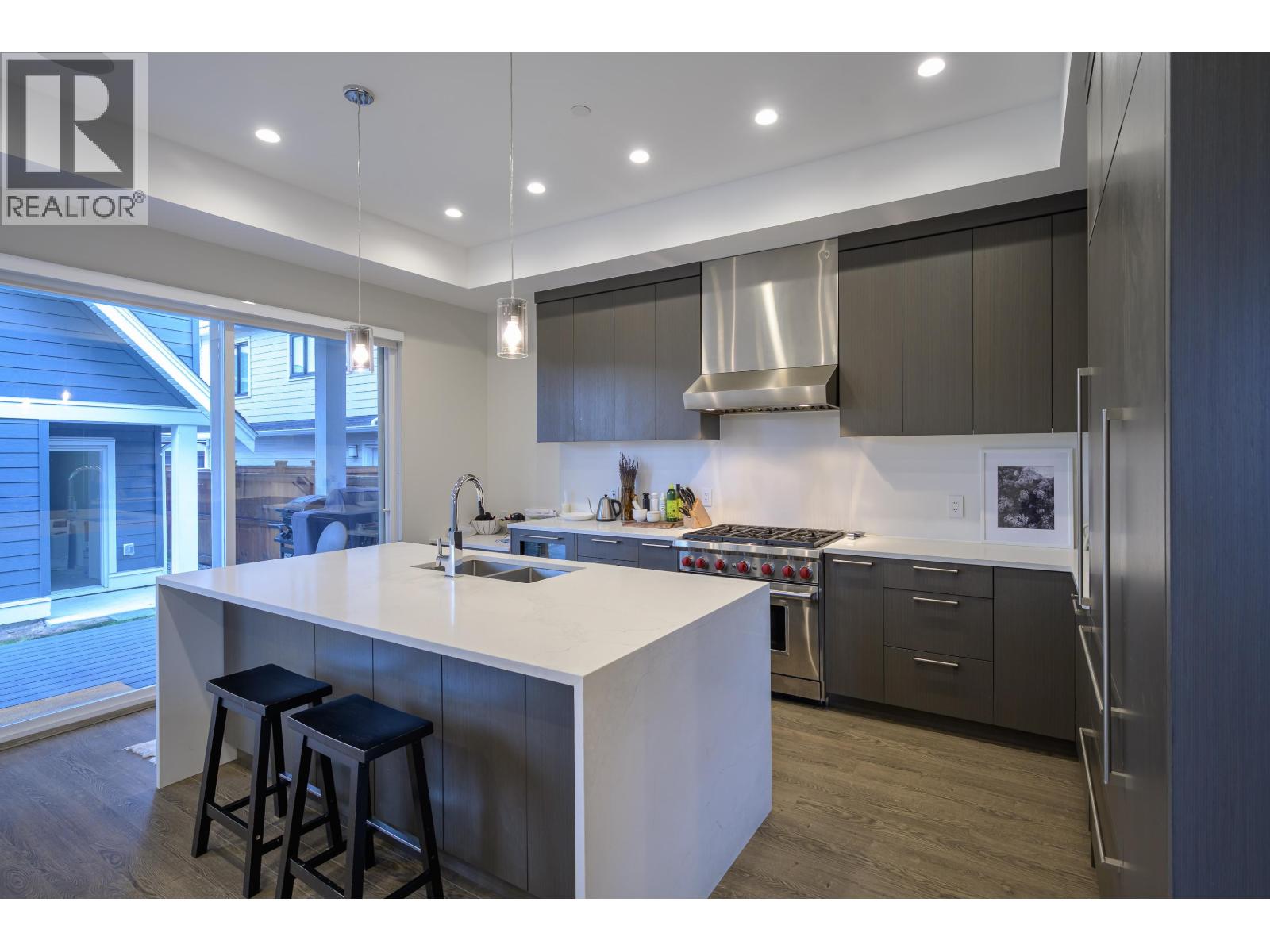 4754 HAZELNUT Way, Tsawwassen