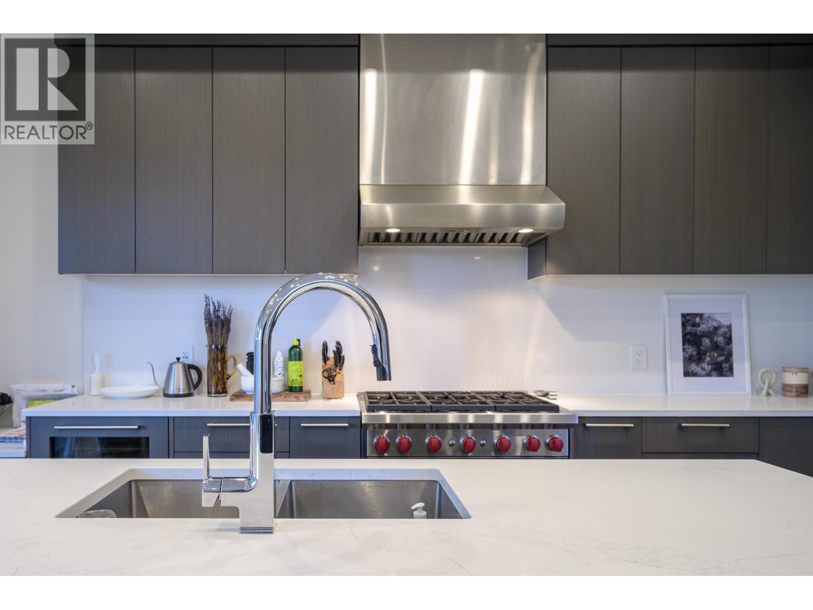 4754 HAZELNUT Way, Tsawwassen