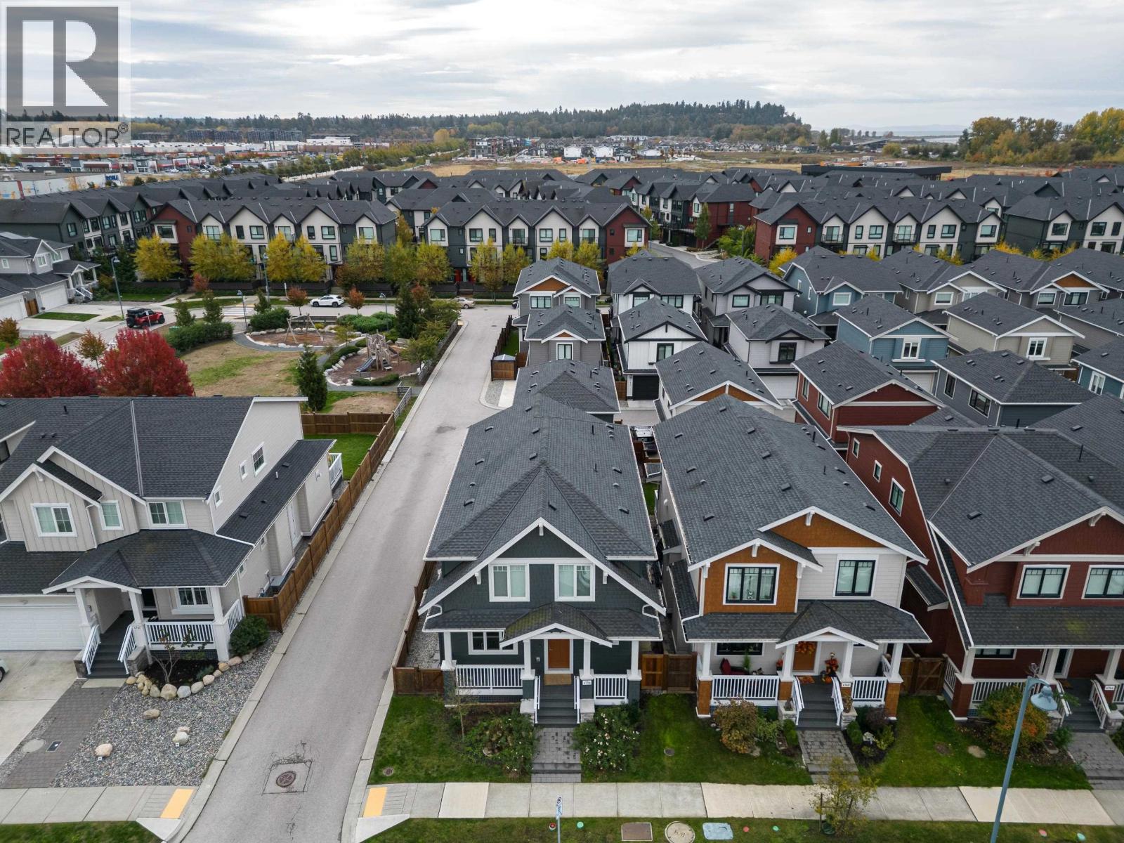 4754 HAZELNUT Way, Tsawwassen