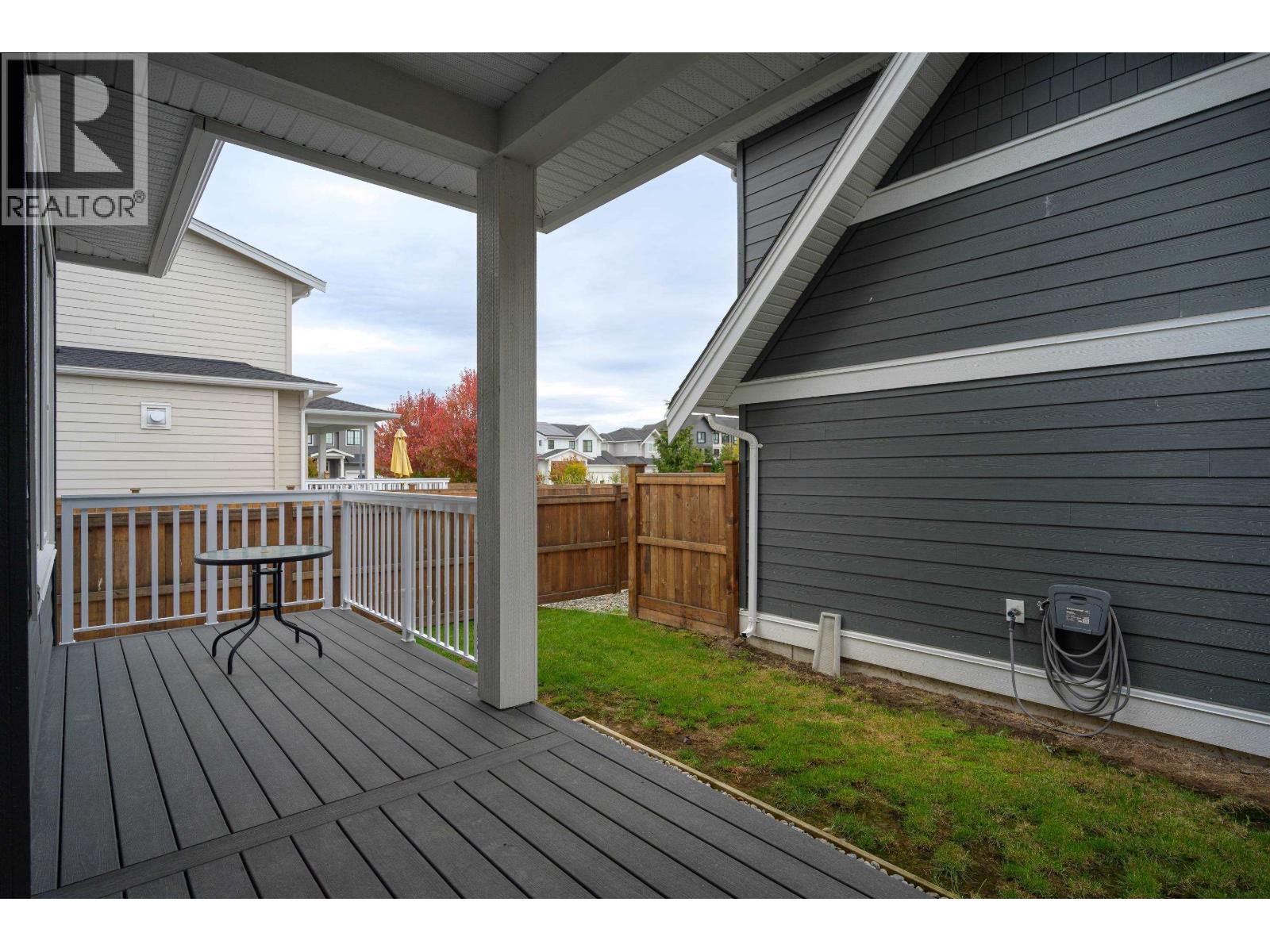 4754 HAZELNUT Way, Tsawwassen