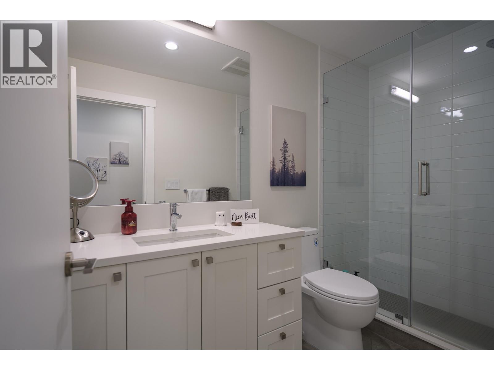 4754 HAZELNUT Way, Tsawwassen