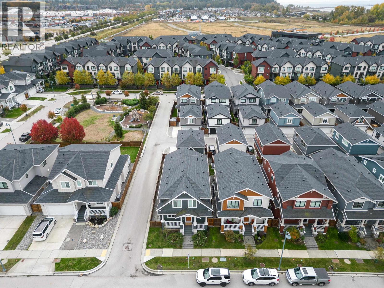 4754 HAZELNUT Way, Tsawwassen