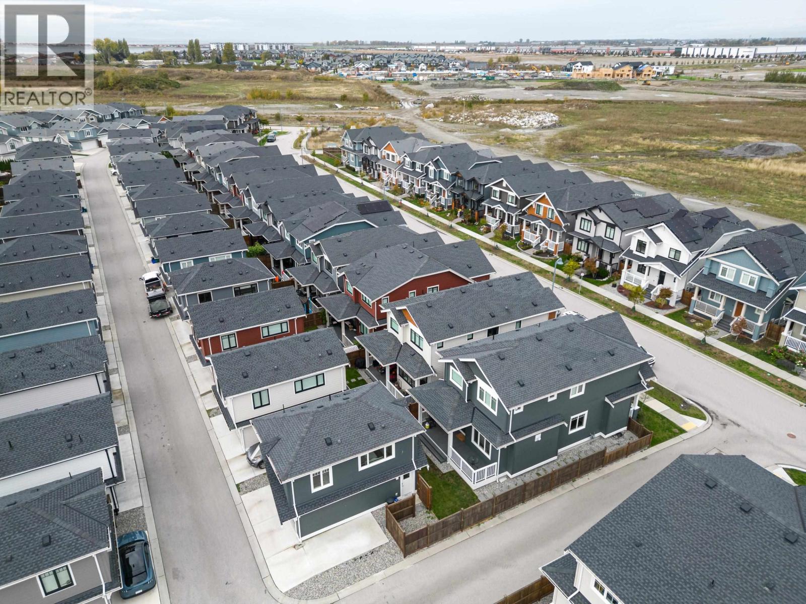 4754 HAZELNUT Way, Tsawwassen