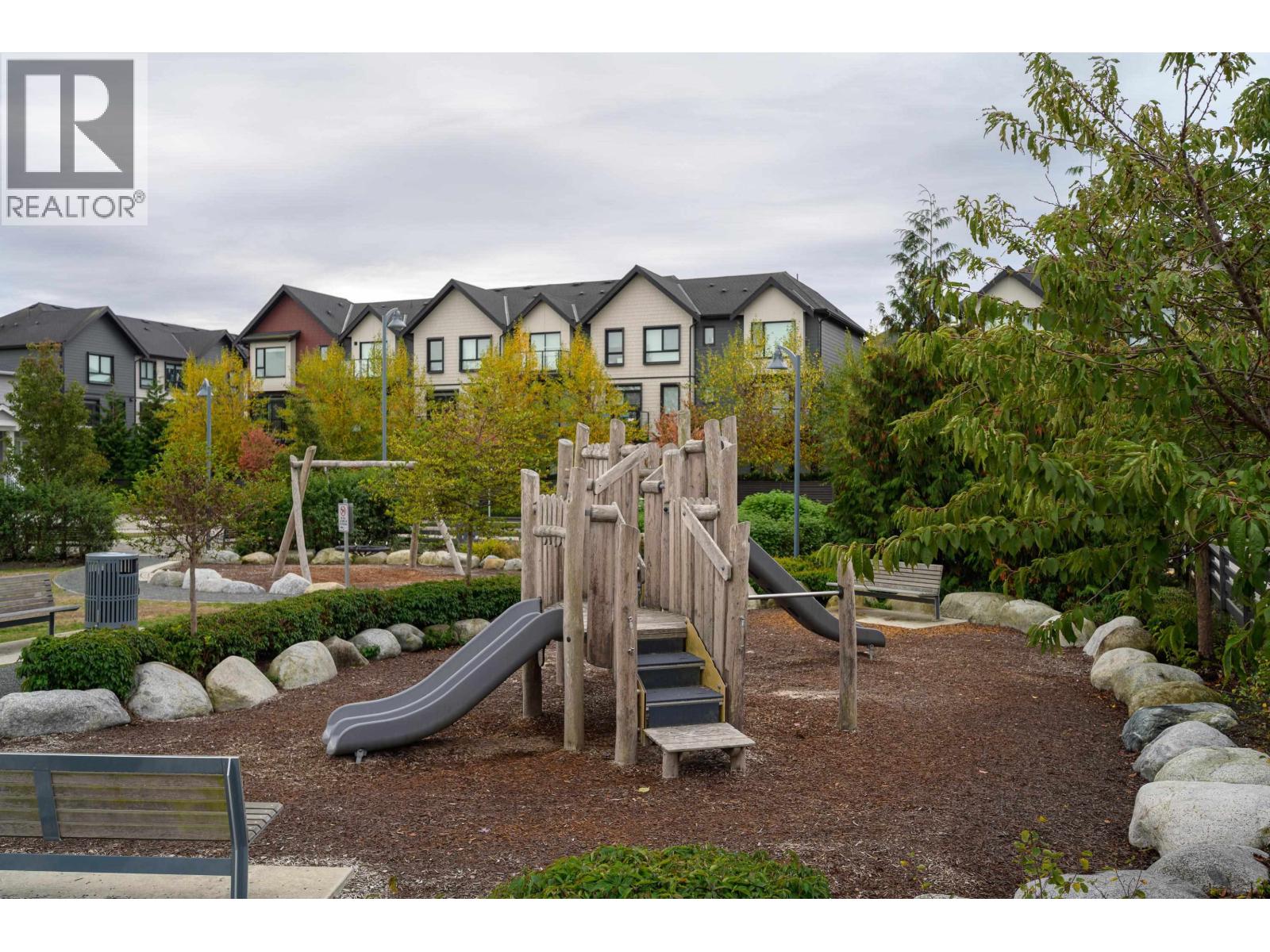 4754 HAZELNUT Way, Tsawwassen