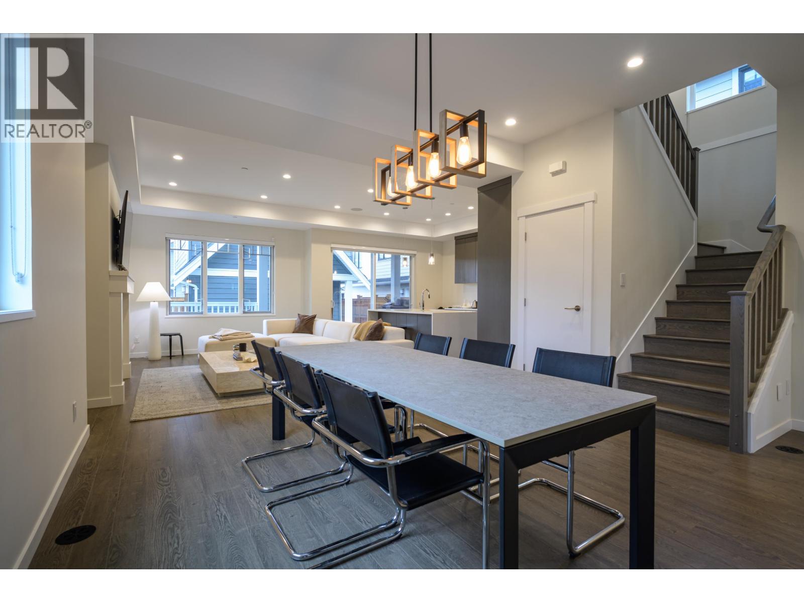 4754 HAZELNUT Way, Tsawwassen