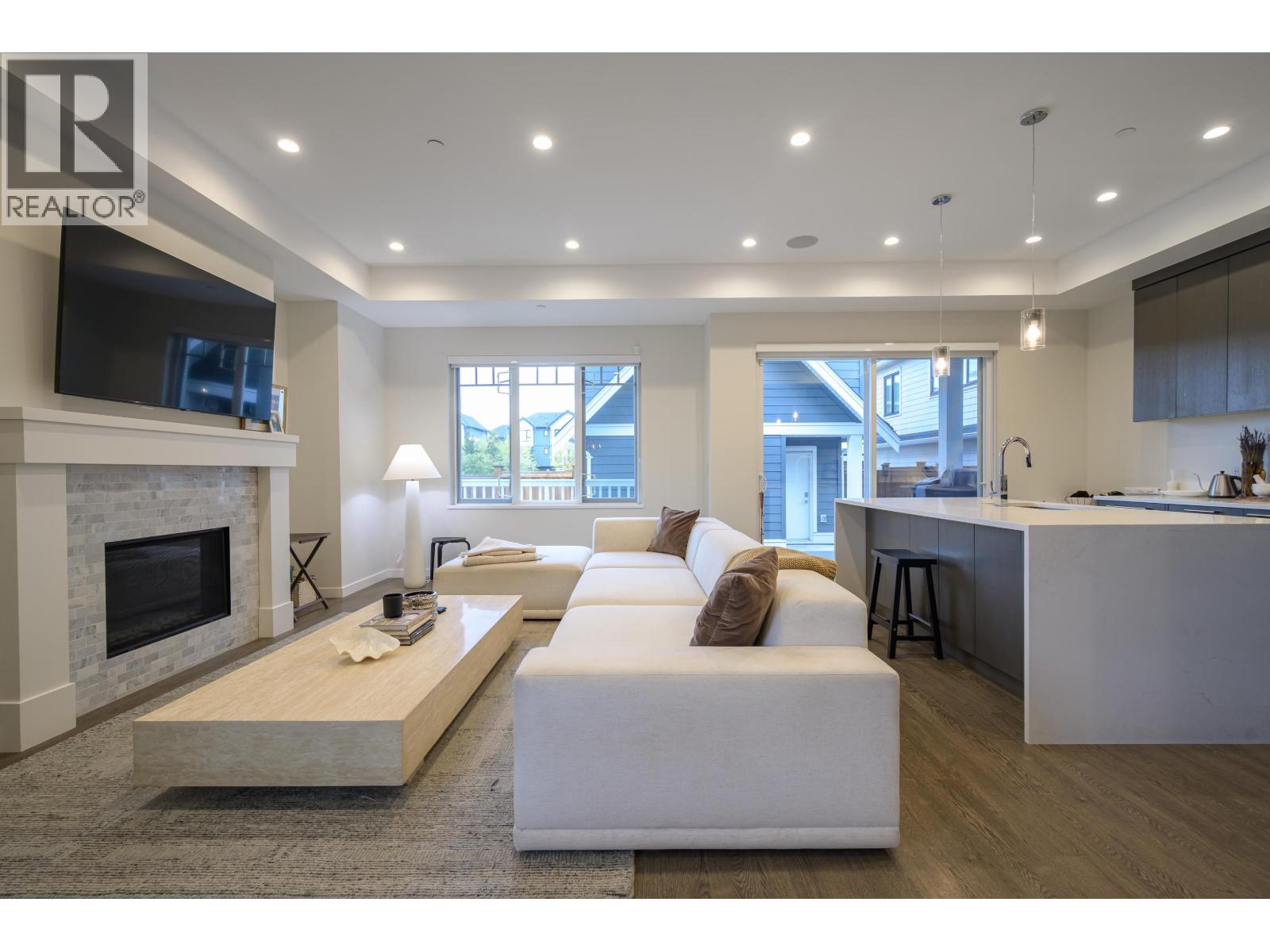 4754 HAZELNUT Way, Tsawwassen