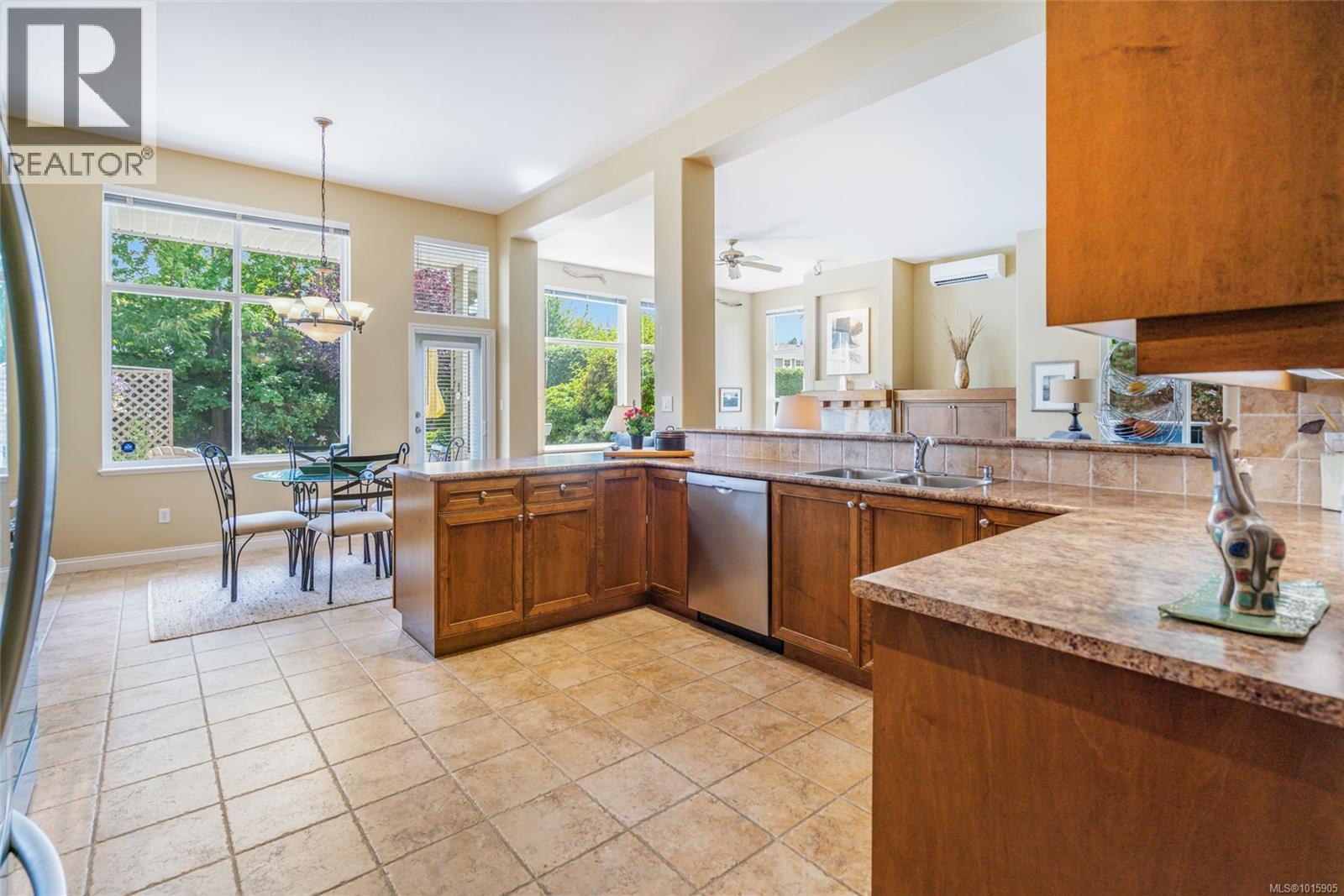 1416 Saturna Dr, Parksville