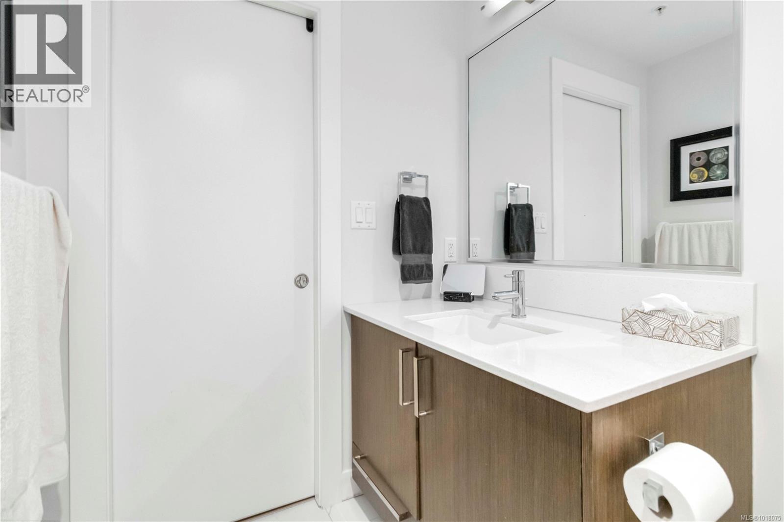 404 286 Wilfert Road, View Royal