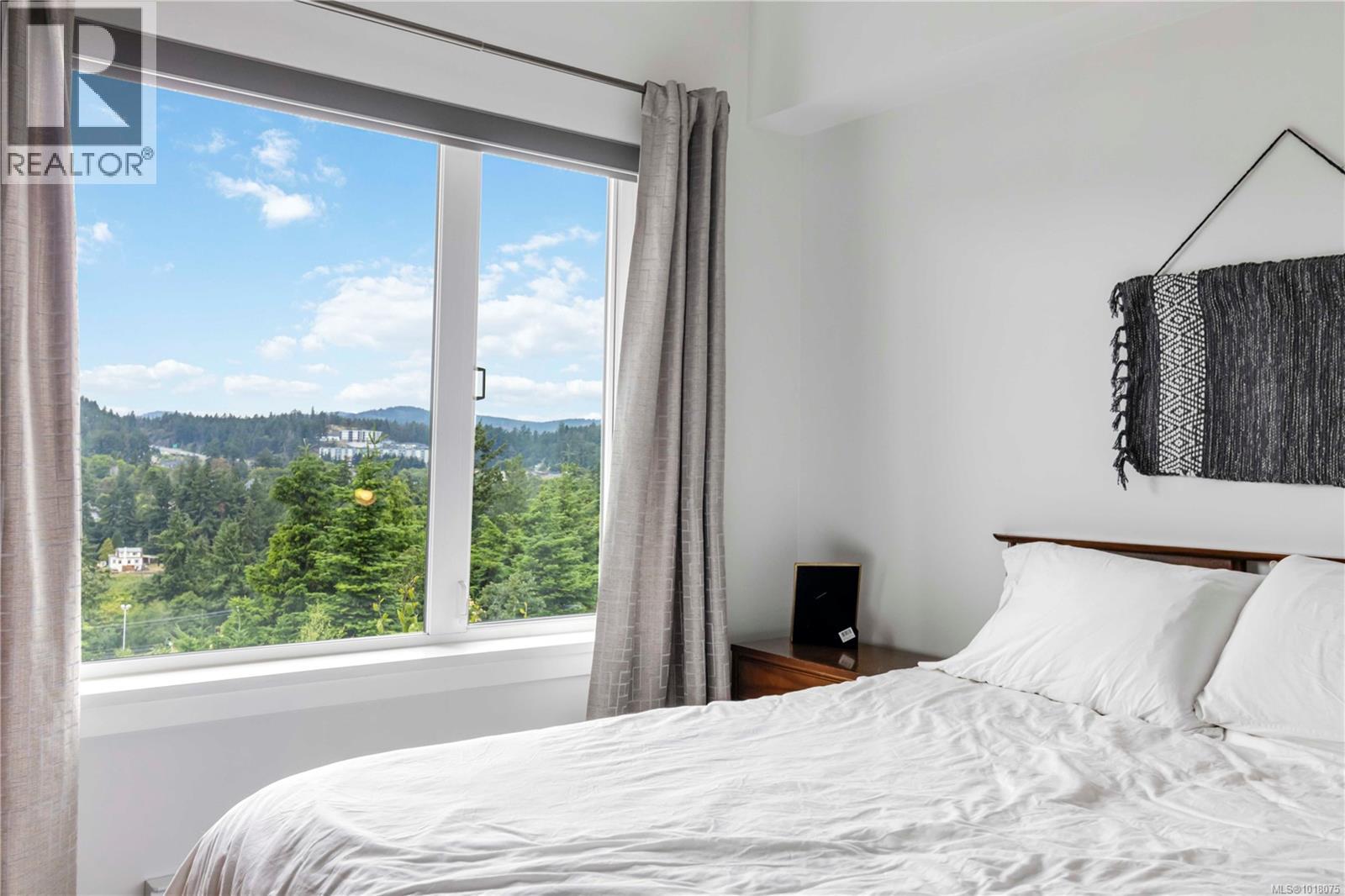 404 286 Wilfert Road, View Royal