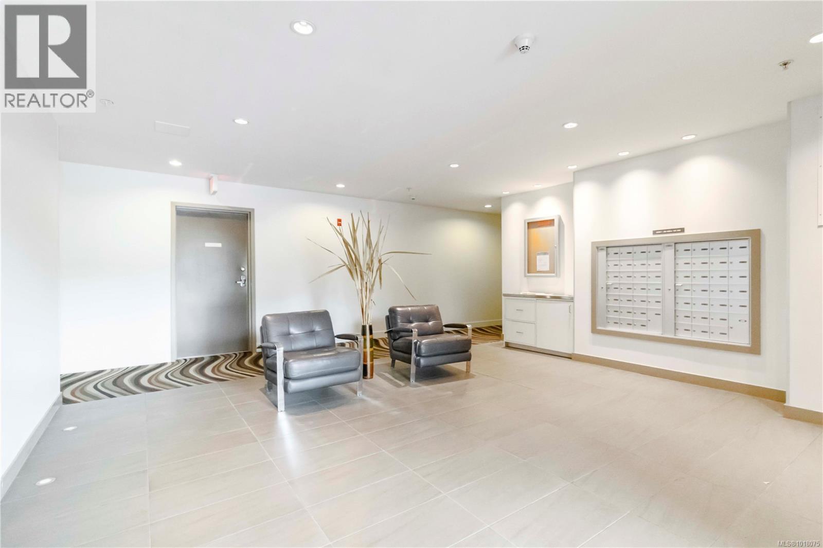 404 286 Wilfert Road, View Royal