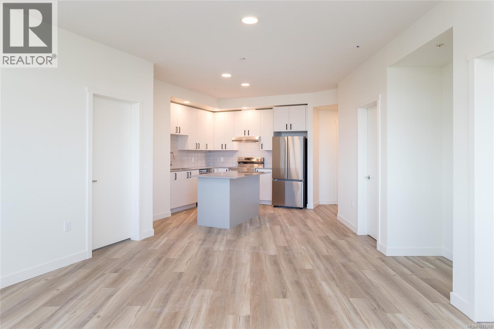 214 2390 City Gate Boulevard, Langford