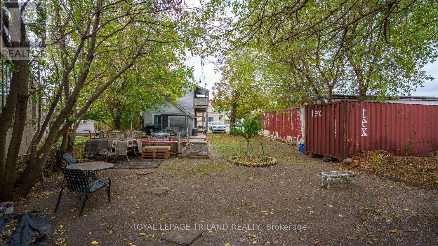 105 HAMILTON ROAD - 24