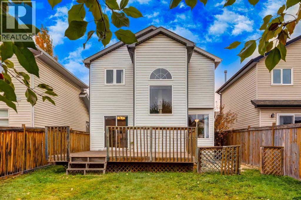 Single Family House for Sale in  Mt Apex Green SE McKenzie Lake Calgary 