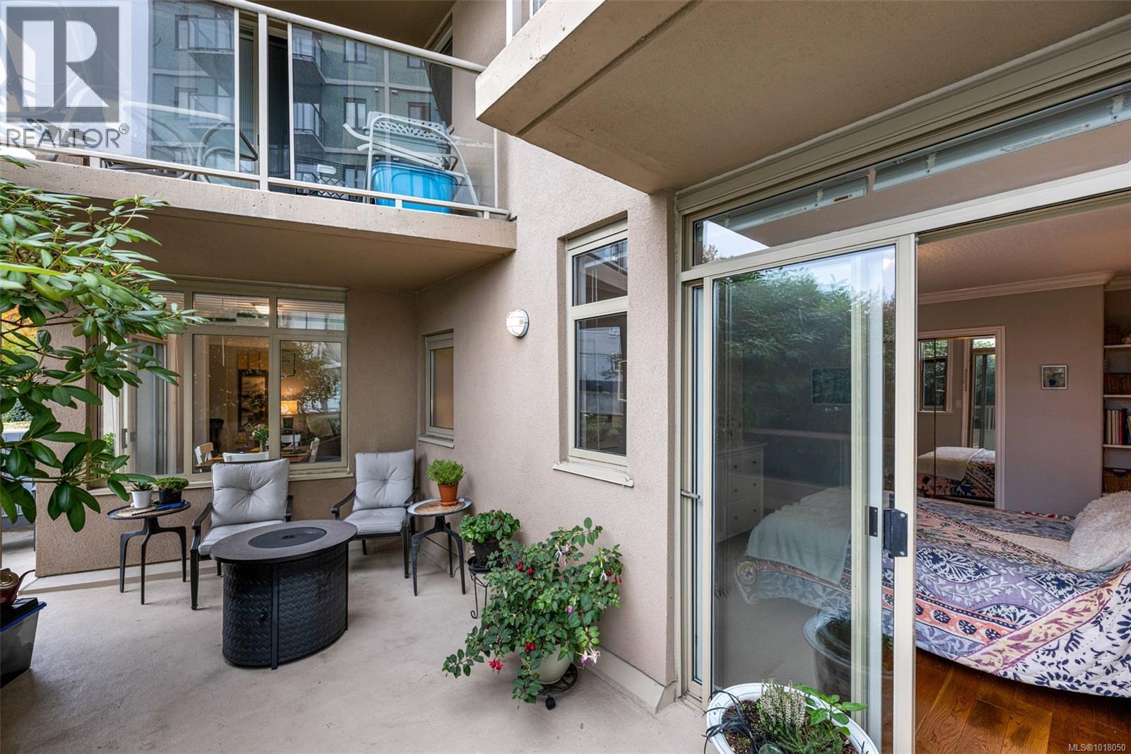 101 605 Douglas St, Victoria
