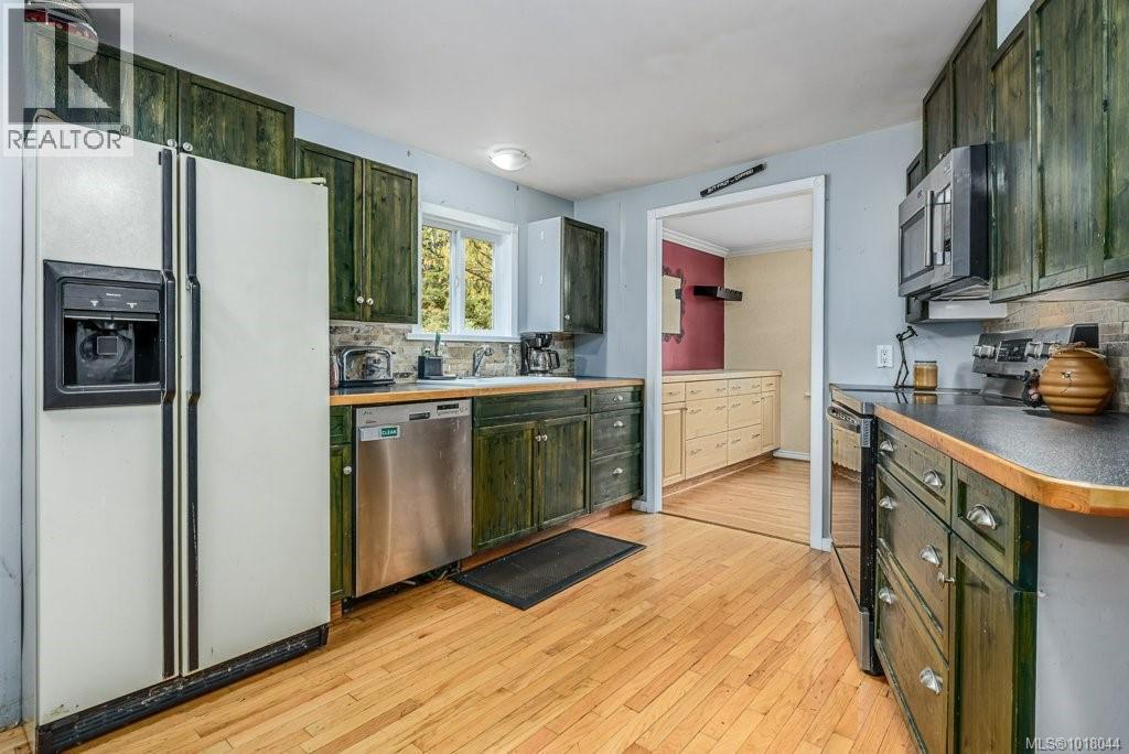 #61 3216 BACK RD - 14