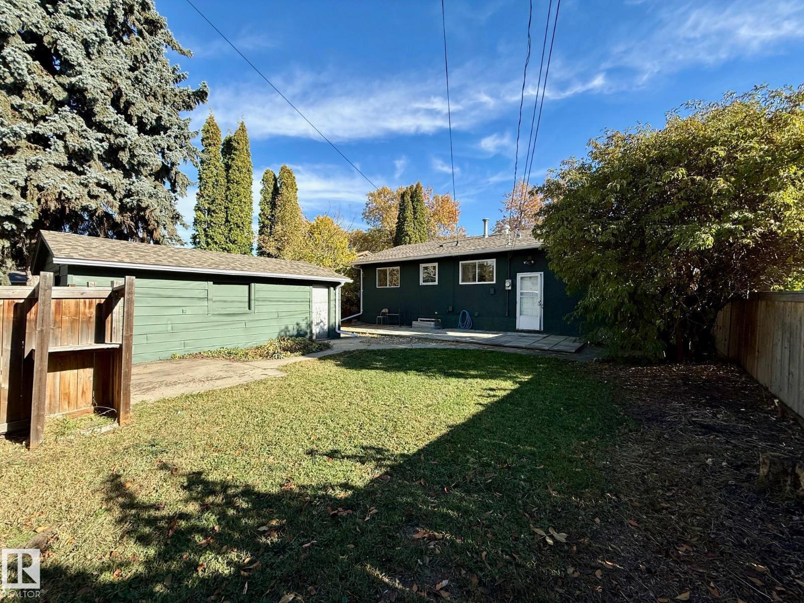 16466 104A AV NW, Edmonton