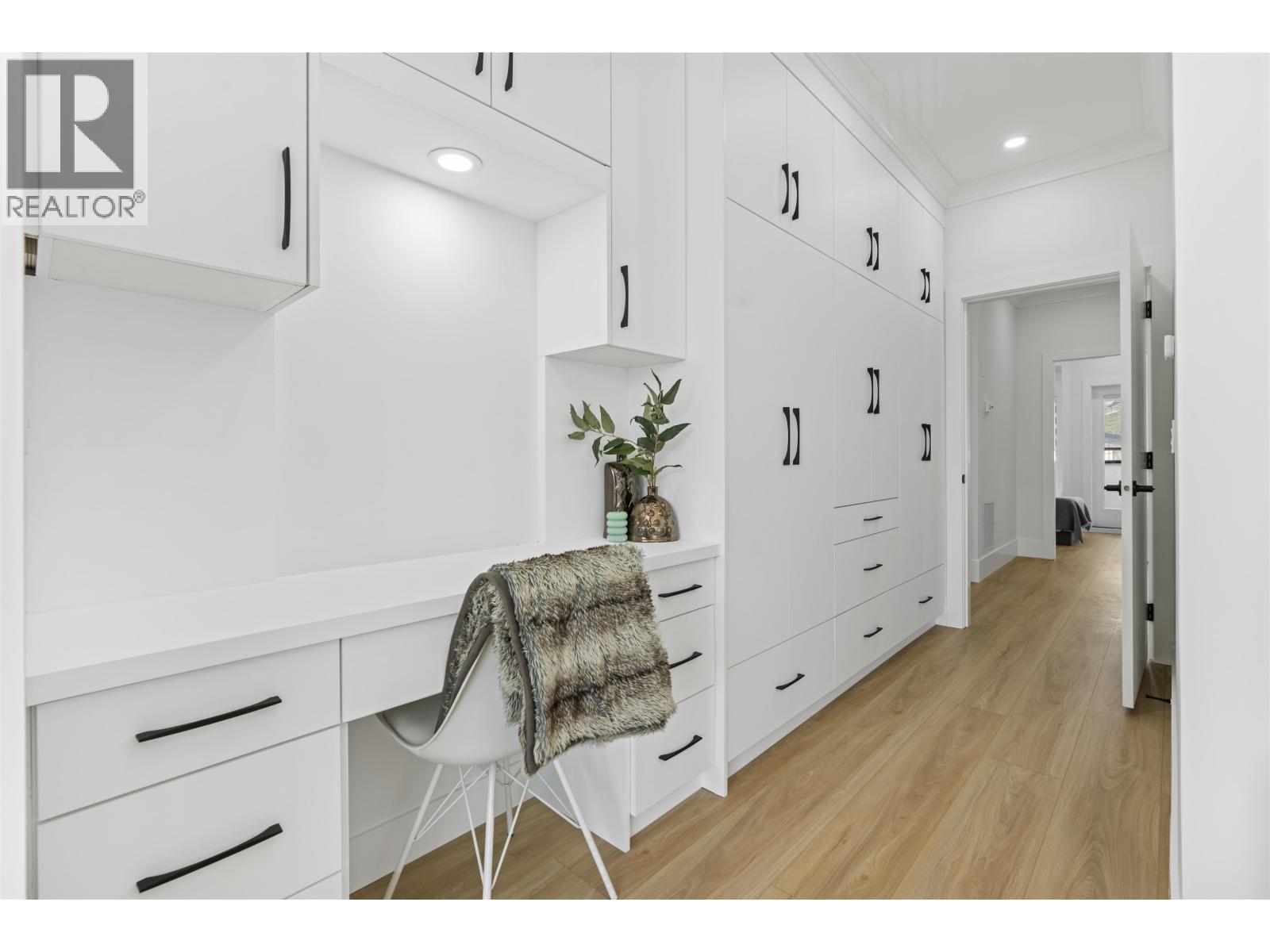 3749 UNION STREET, Burnaby