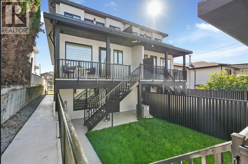 3749 UNION STREET, Burnaby