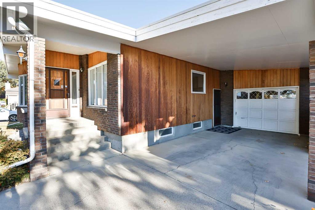 Single Family House Bungalow for Sale in  Corvette Crescent S Glendale Lethbridge 