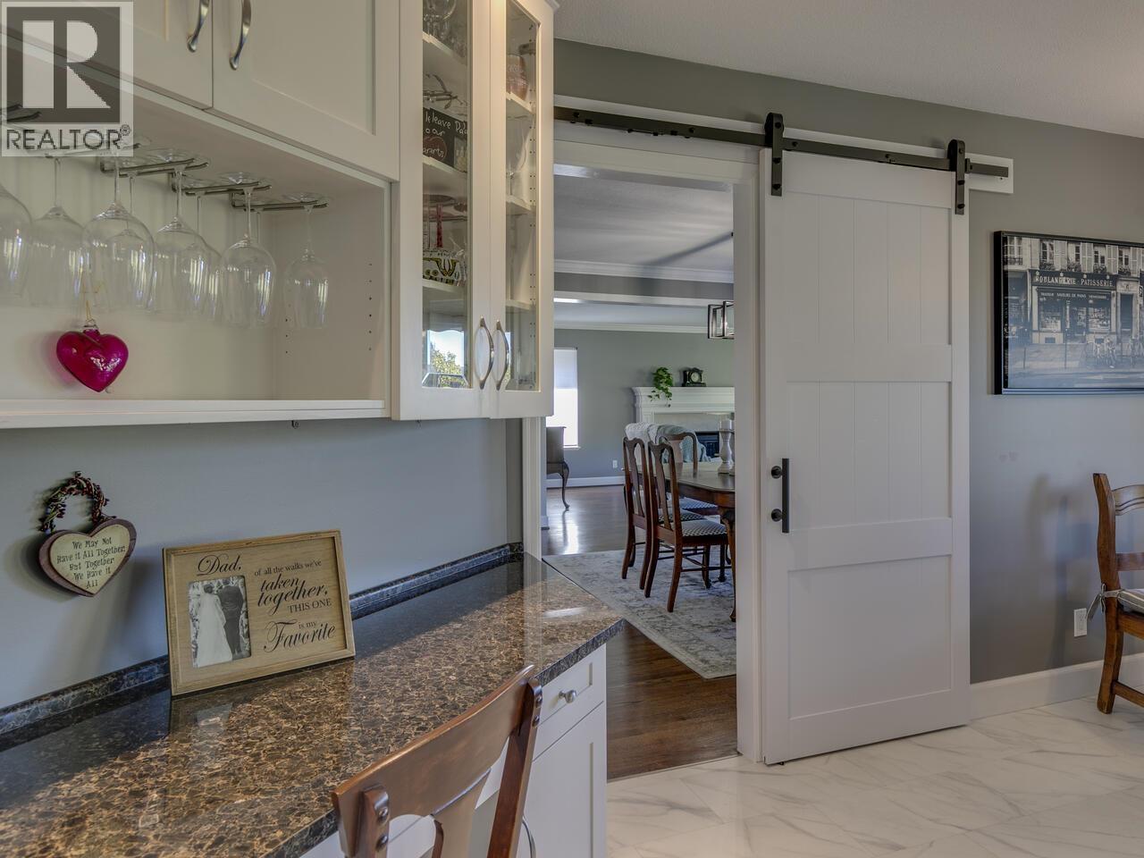 5390 WESTHAVEN WYND, West Vancouver