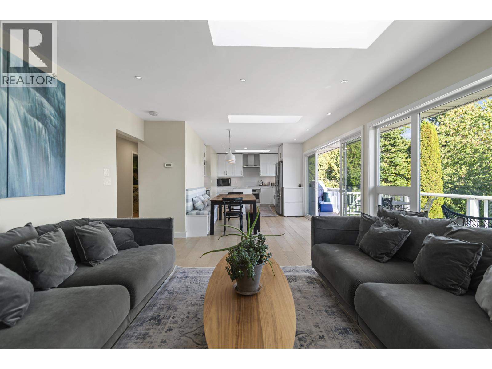 648 GIBSONS WAY, Gibsons