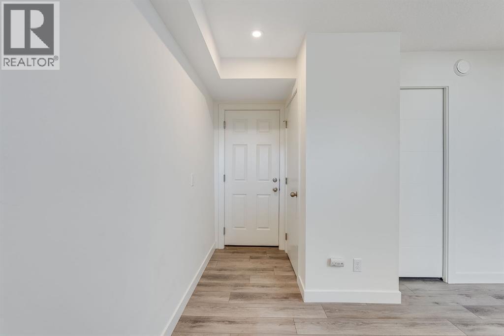 Single Family House for Sale in  Spring Creek Common SW Springbank Hill Calgary 