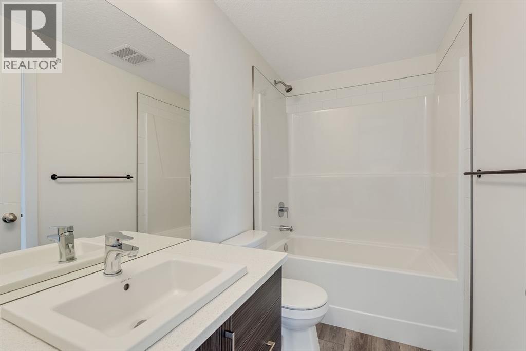 Single Family House for Sale in  Spring Creek Common SW Springbank Hill Calgary 