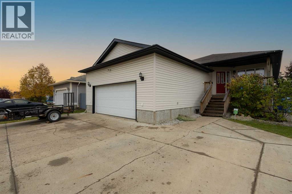 333 Lindstrom Crescent, Fort McMurray