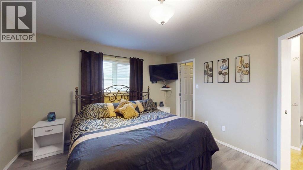 333 Lindstrom Crescent, Fort McMurray