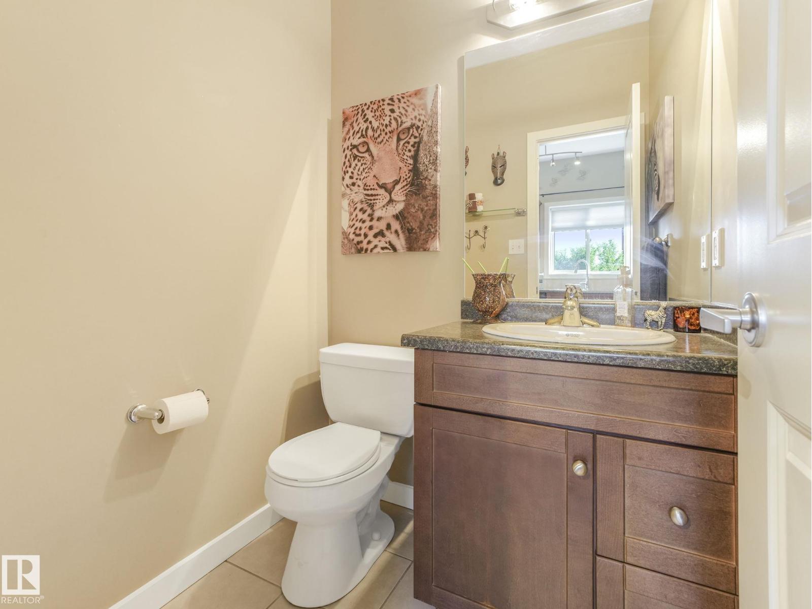 #3 11811 106 ST NW NW, Edmonton