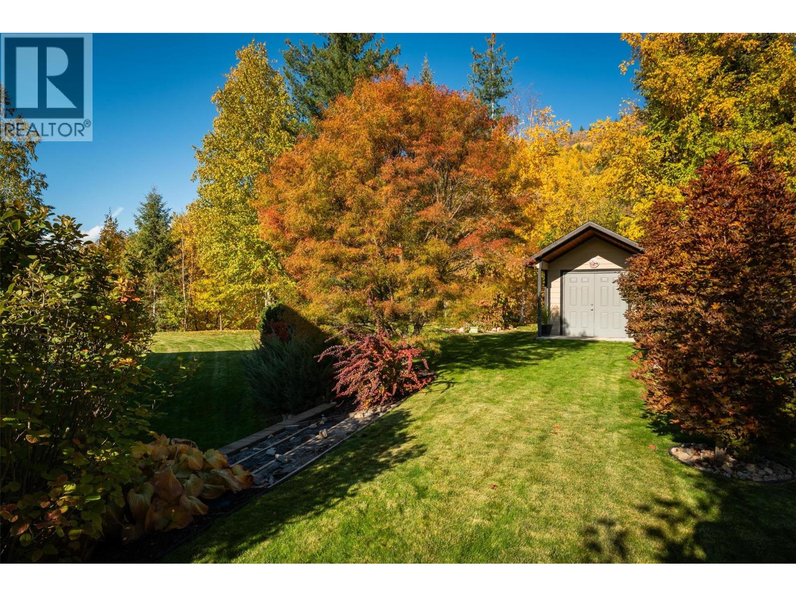 7912 Birchwood Drive, Trail