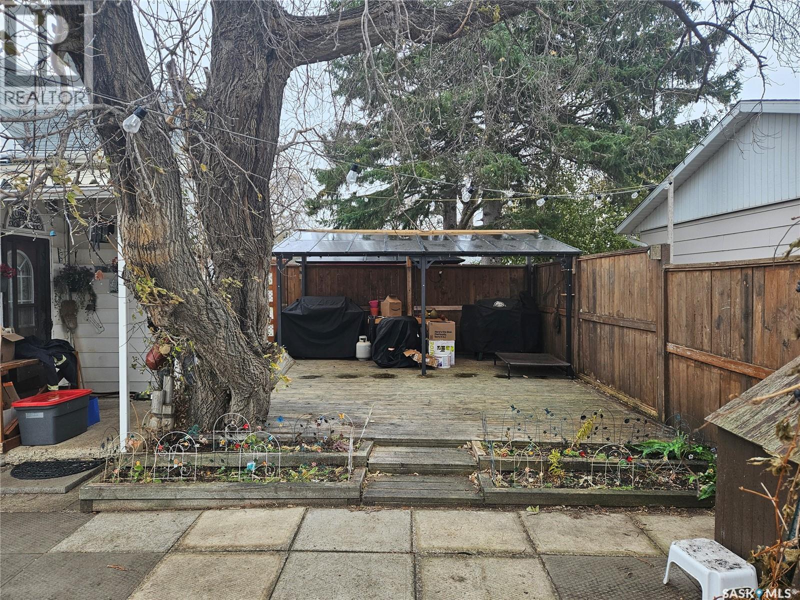 107 Carlyle STREET — photo 6