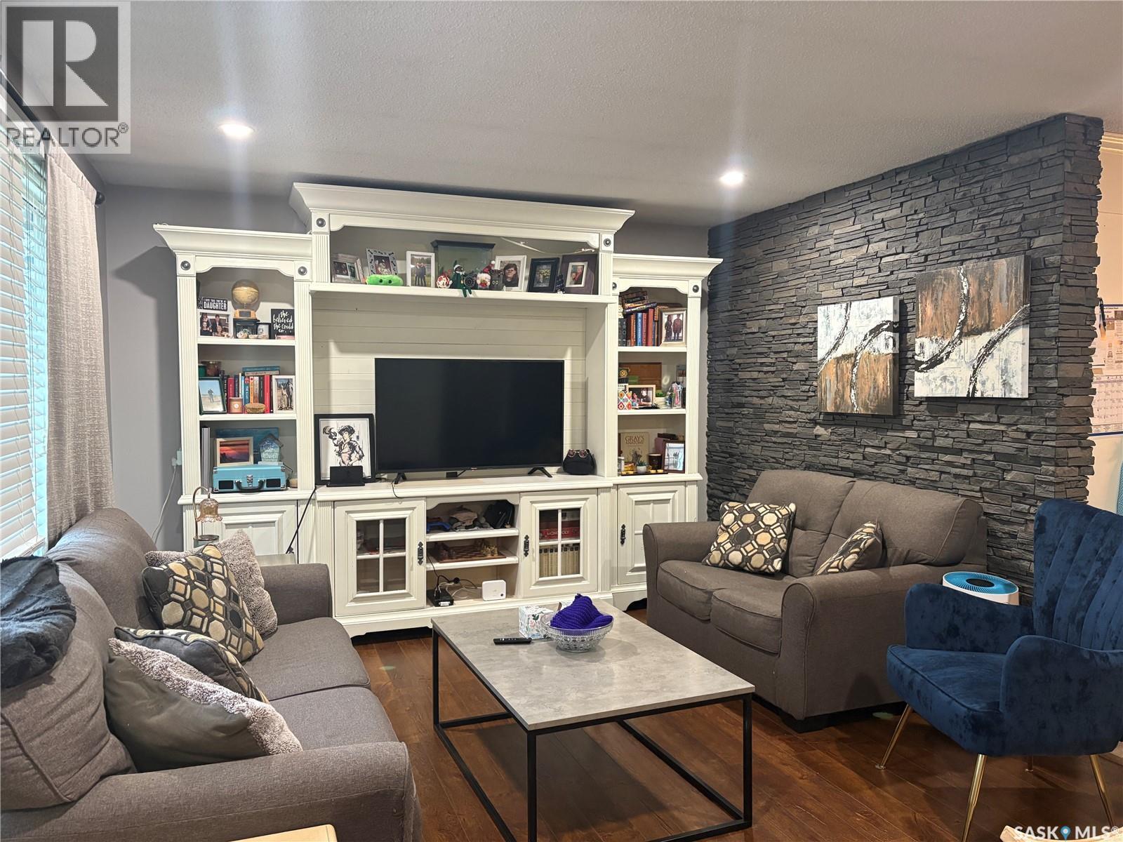 Single Family House Bungalow for Sale in  Sibbald CRESCENT Prince Albert 