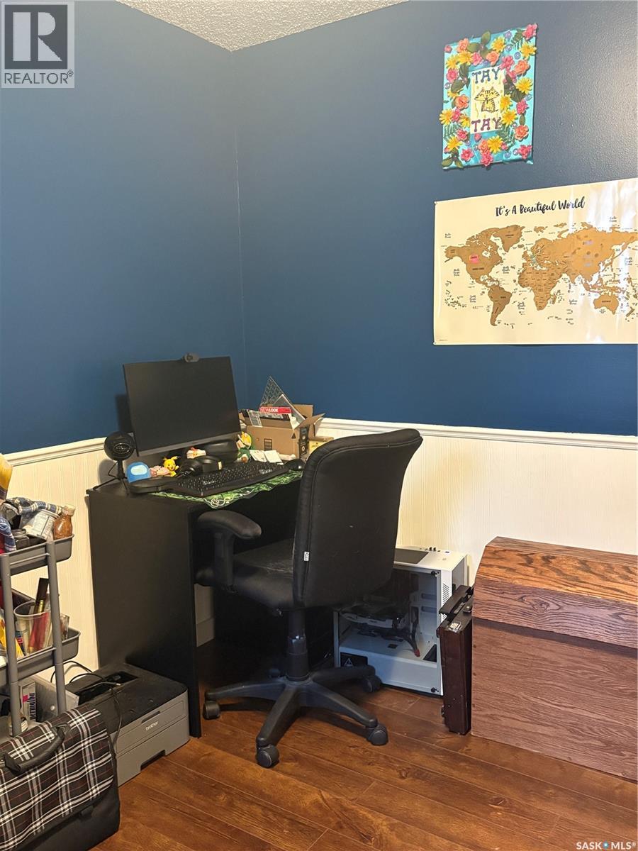 Single Family House Bungalow for Sale in  Sibbald CRESCENT Prince Albert 