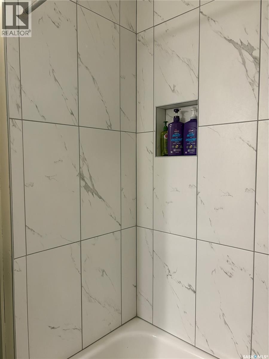 Single Family House Bungalow for Sale in  Sibbald CRESCENT Prince Albert 