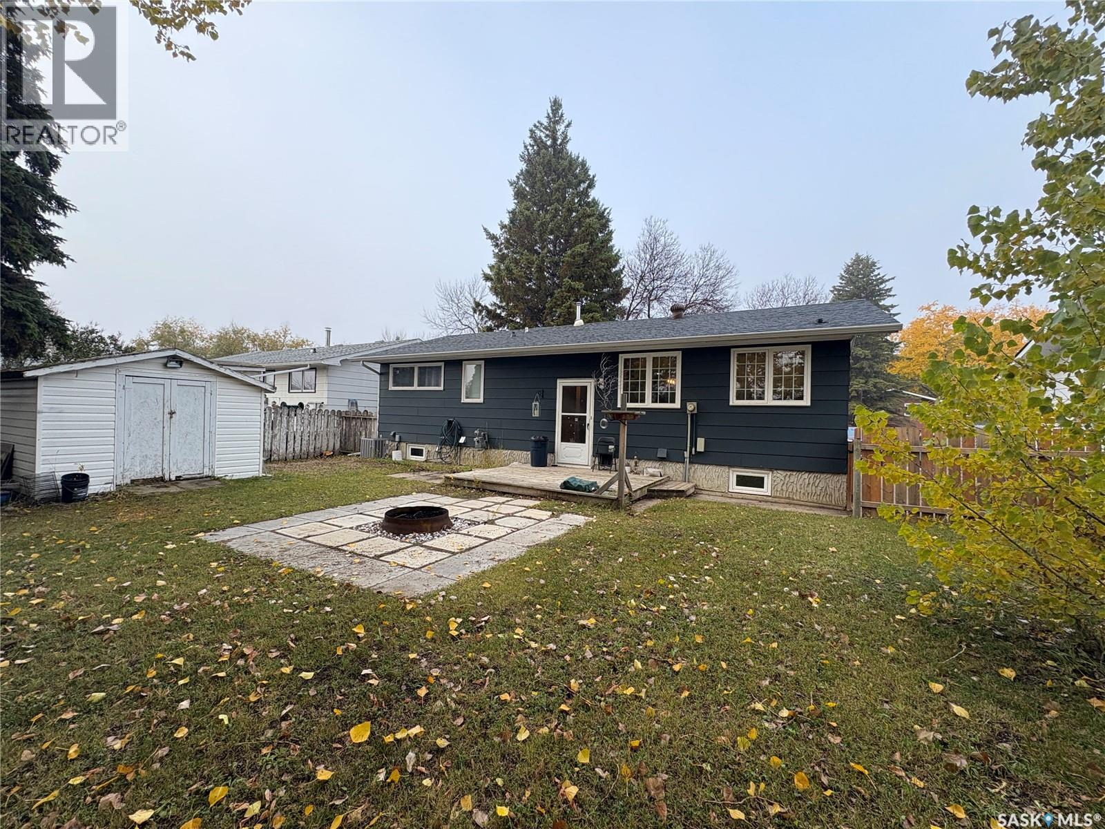 Single Family House Bungalow for Sale in  Sibbald CRESCENT Prince Albert 