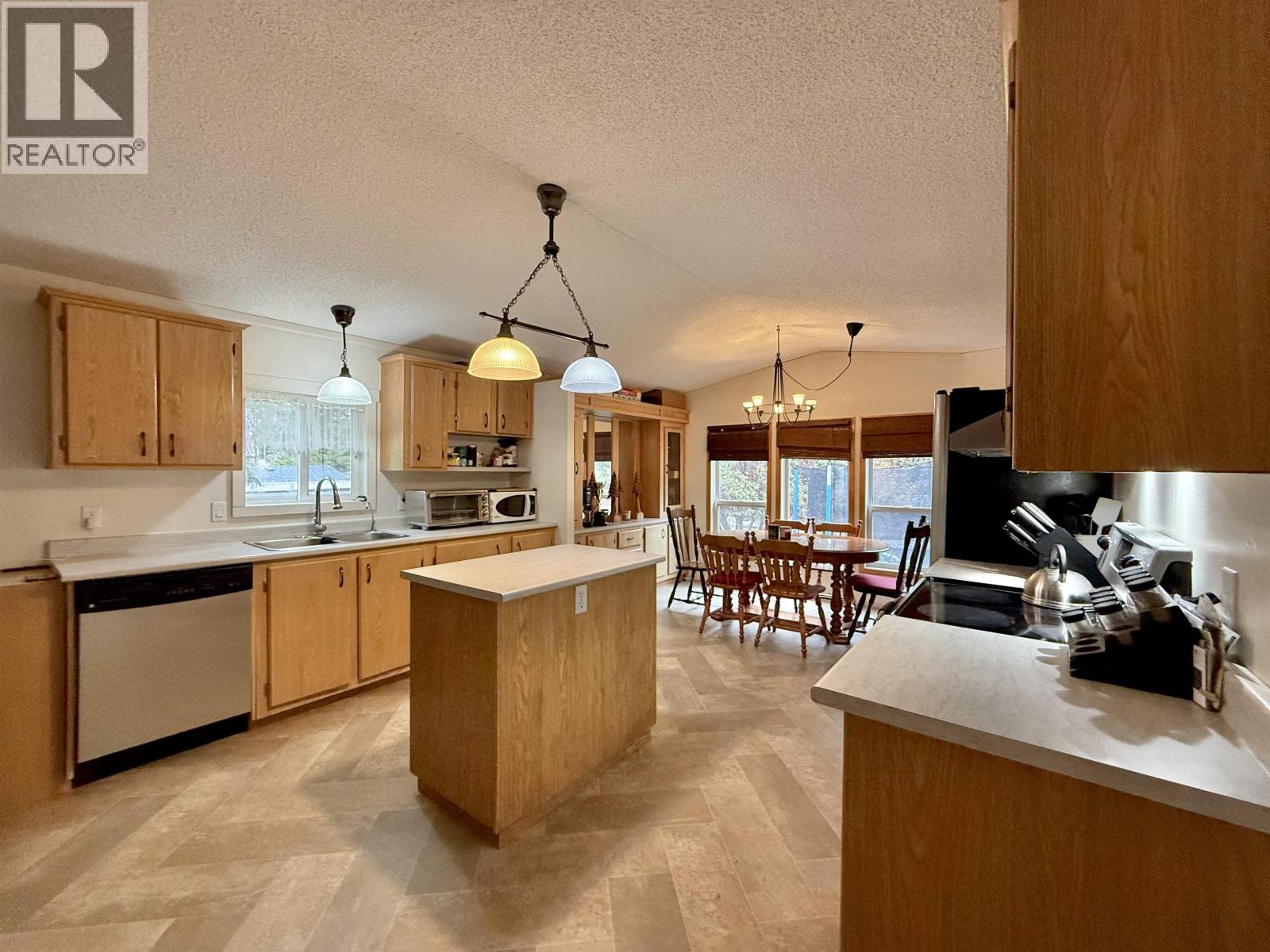 3 997 CHILCOTIN 20 HIGHWAY, Williams Lake