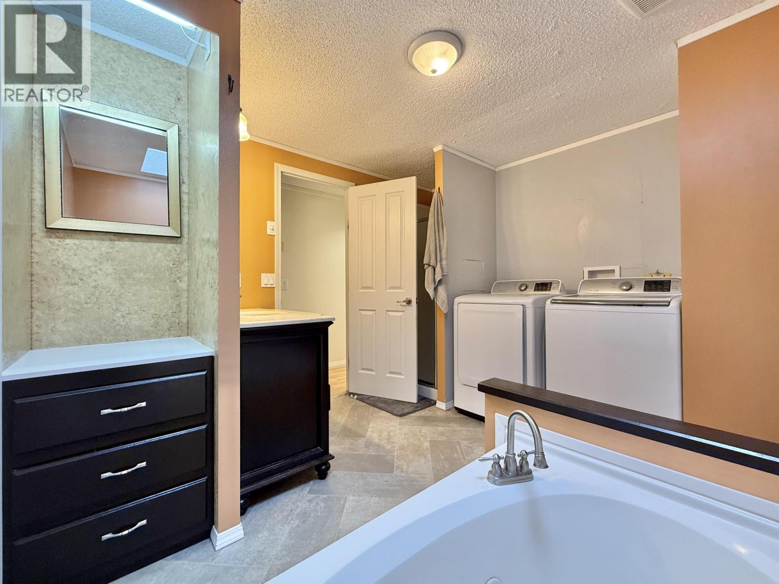 3 997 CHILCOTIN 20 HIGHWAY, Williams Lake