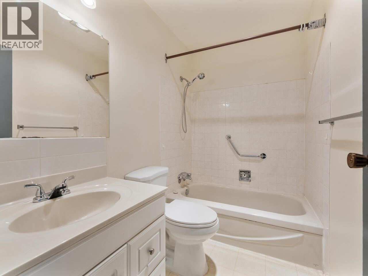 #19-3851 BLUNDELL Road, Richmond