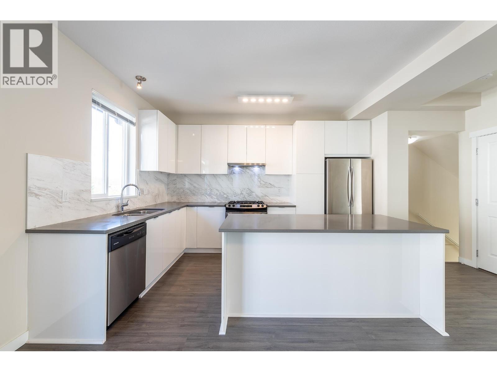 #37-9728 ALEXANDRA Road, Richmond