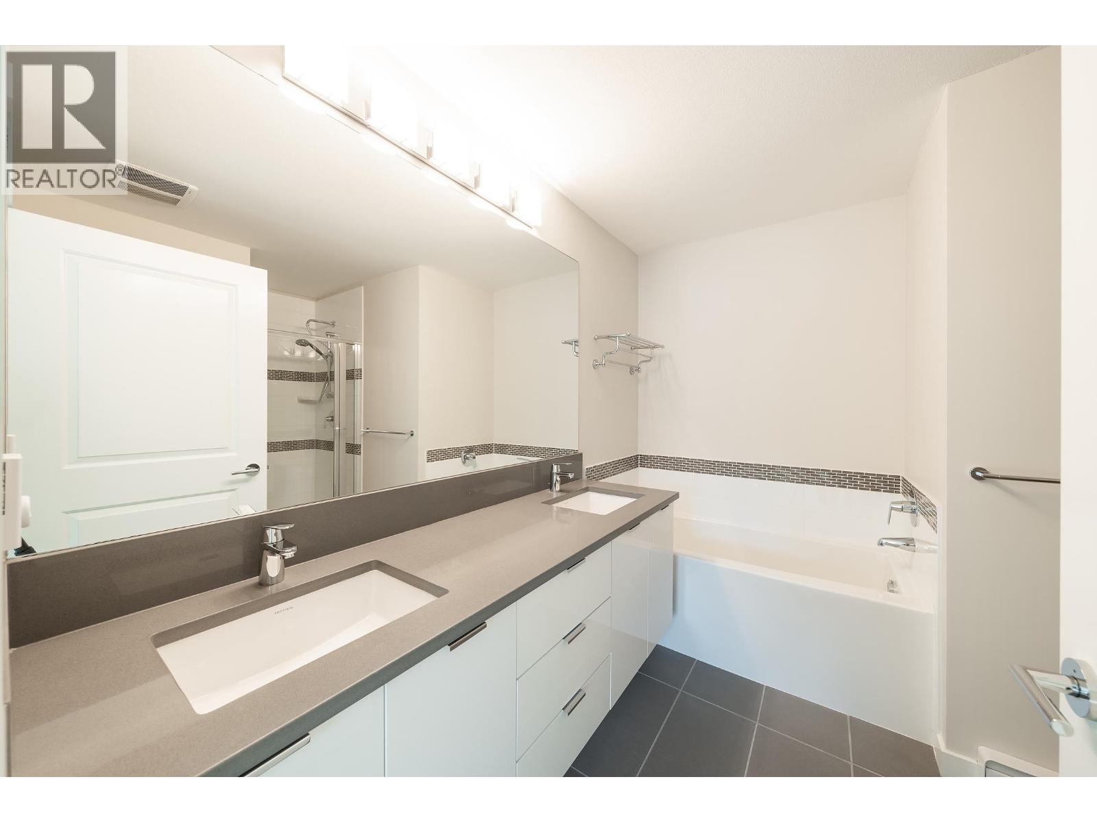 #37-9728 ALEXANDRA Road, Richmond