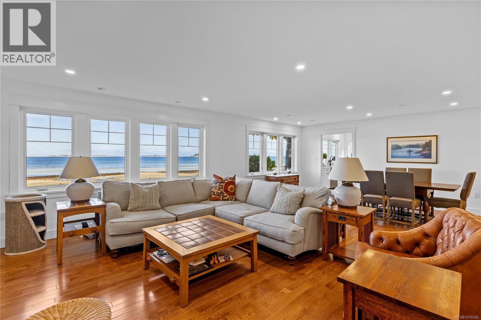 7694 Lantzville Rd, Lantzville