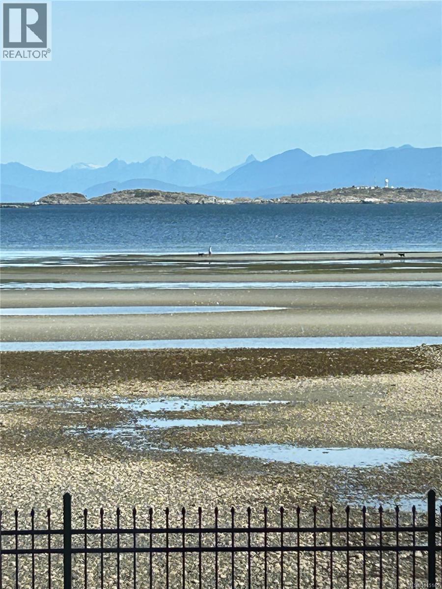 7694 Lantzville Rd, Lantzville