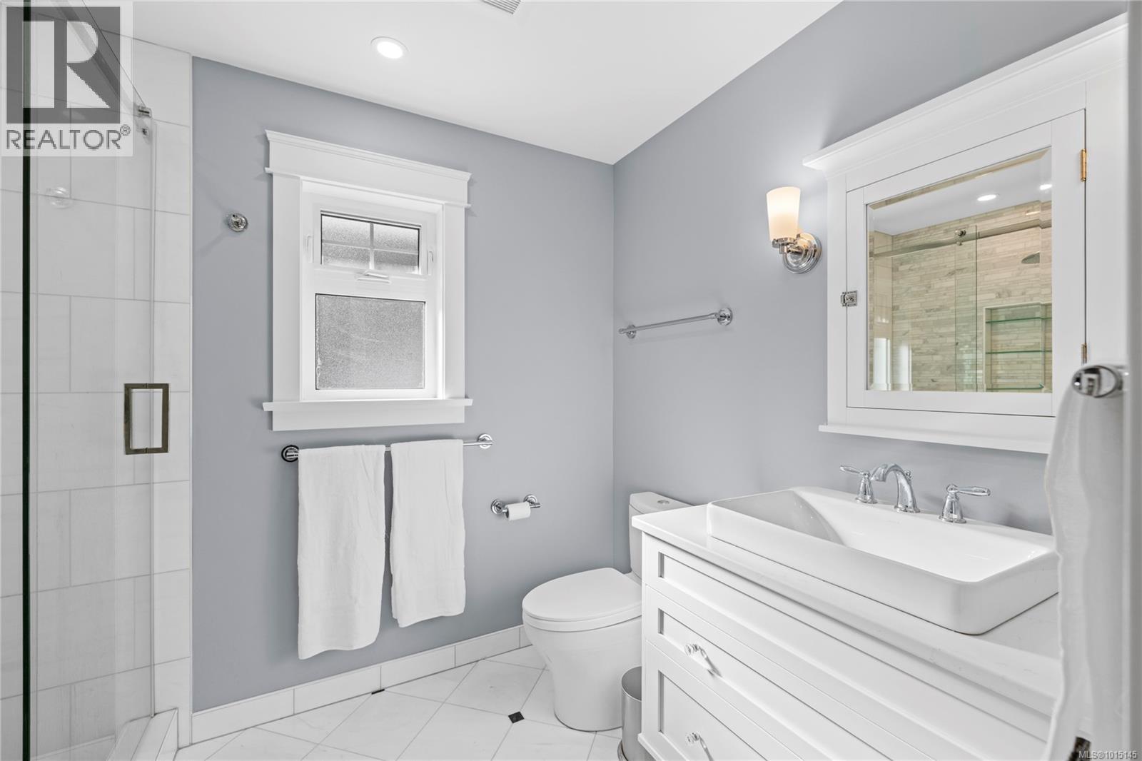 7694 Lantzville Rd, Lantzville