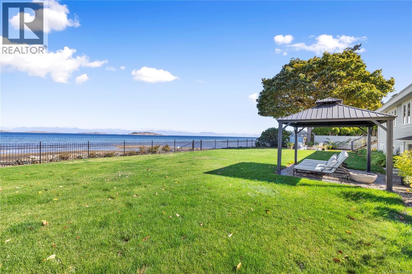 7694 Lantzville Rd, Lantzville