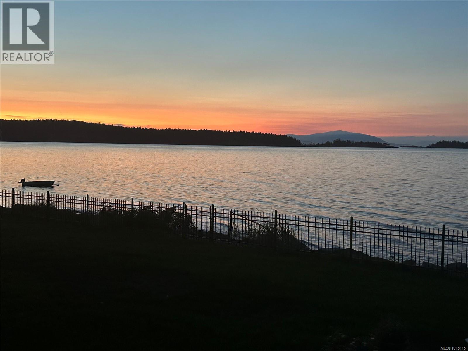 7694 Lantzville Rd, Lantzville