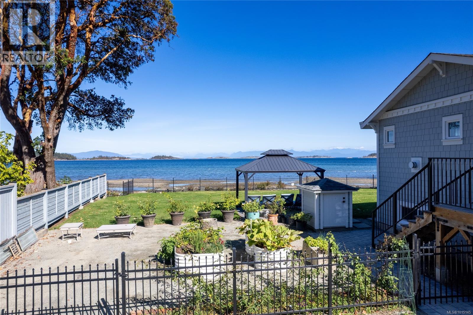 7694 Lantzville Rd, Lantzville