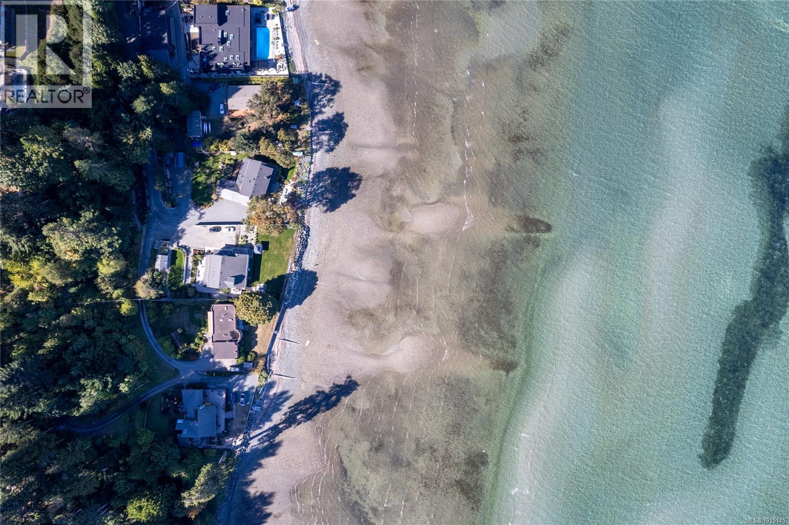 7694 Lantzville Rd, Lantzville